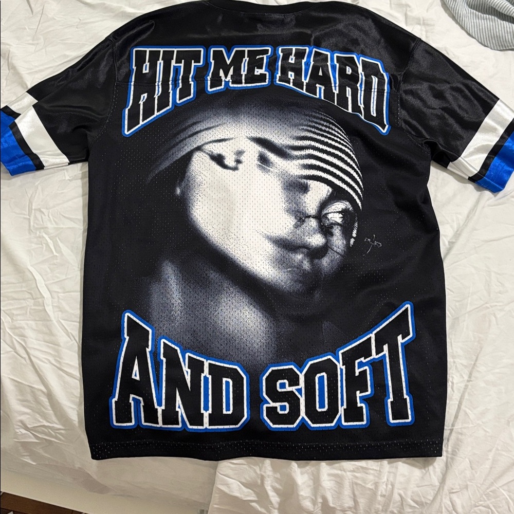 (S) authentic Billie Eilish Hit Me Hard And Soft (HMHAS) jersey 2024 tour